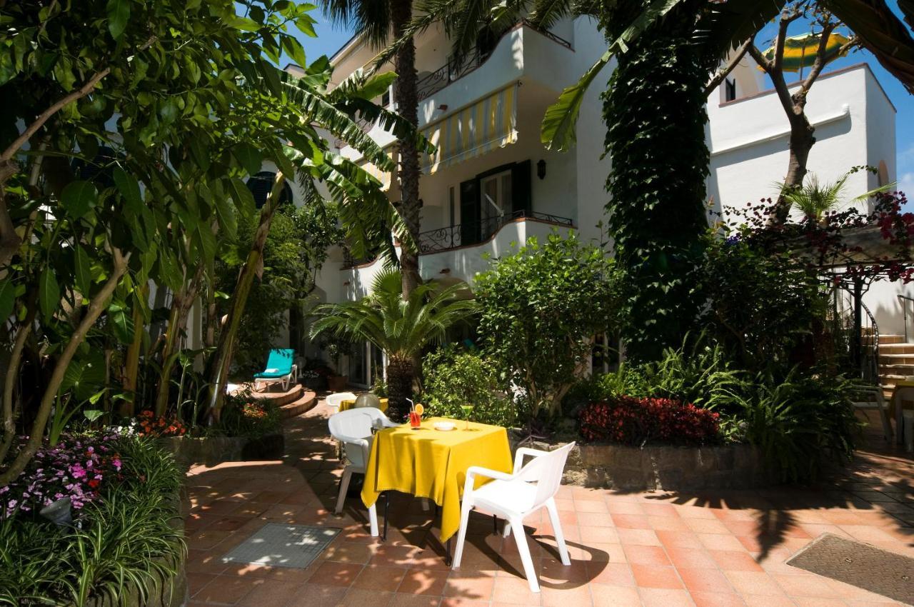 Hotel Villa Angelica Lacco Ameno  Ngoại thất bức ảnh